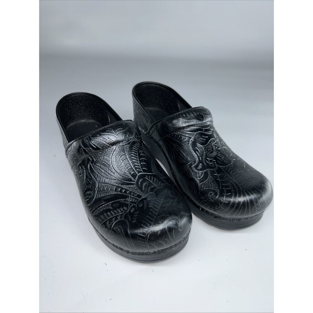 Dansko Tooled Professional Clog Black Women size 39 US 9